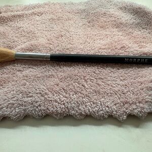 Morphe Makeup Brush with Black Handle